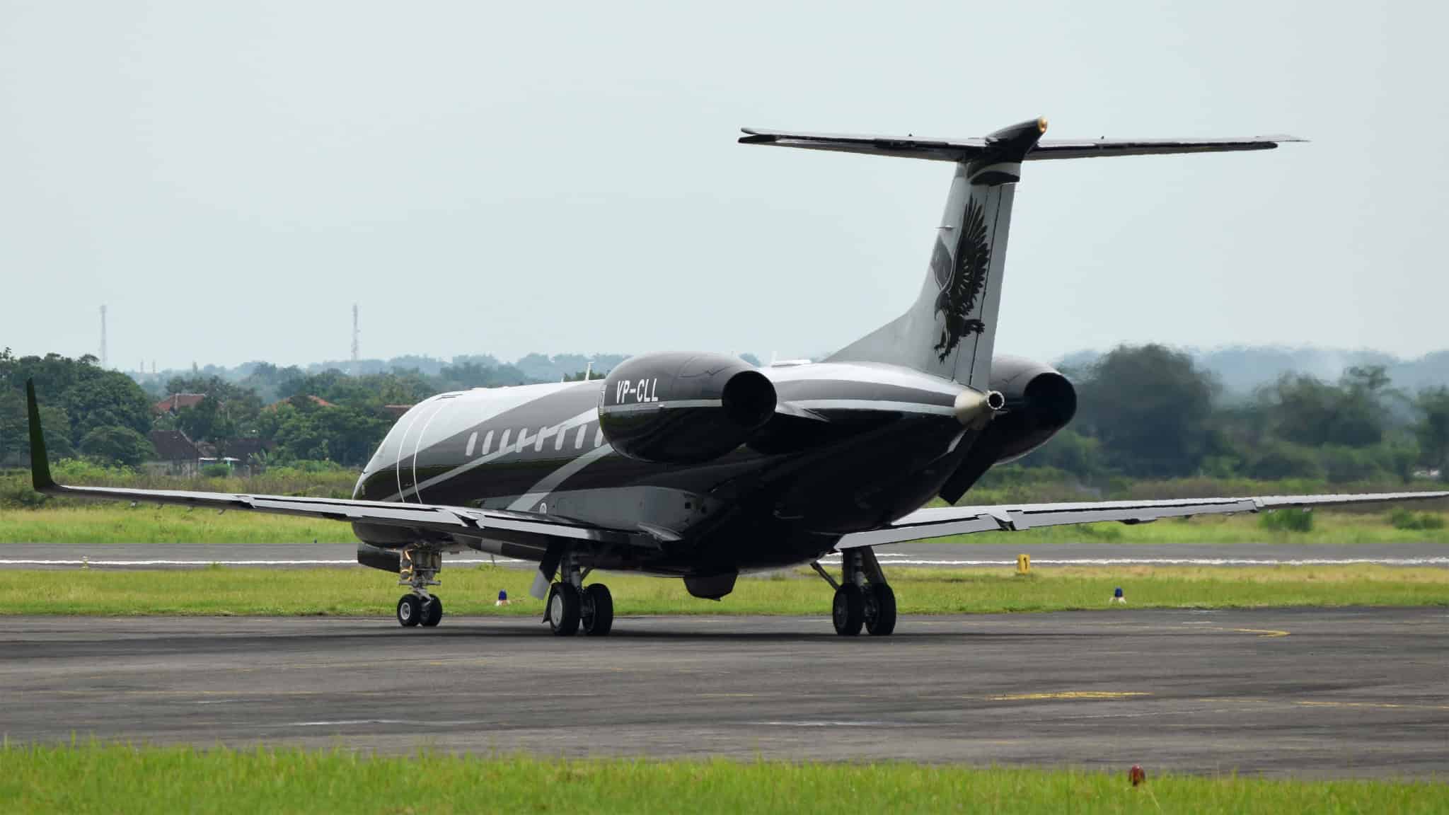 Imagem da matéria: Legacy 650: conheça o jato de Vorcaro usado por Flávio Bolsonaro e Moraes