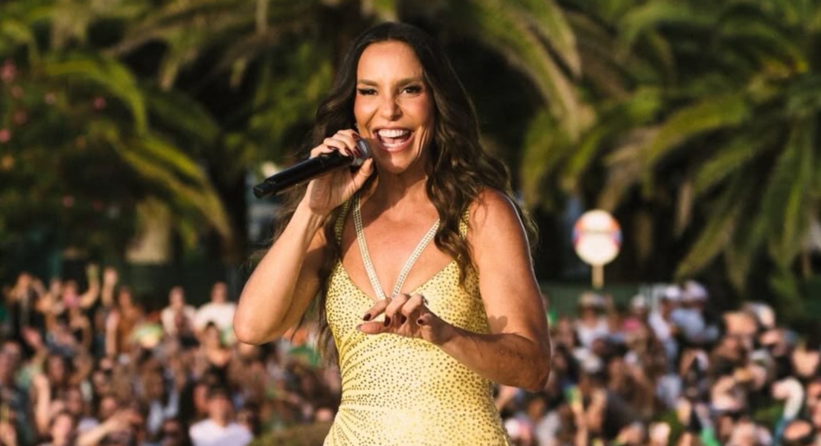 Ivete Sangalo fez a festa em show realizado na cidade portuguesa de Cascais Reprodução/Instagram/@ivetesangalo
