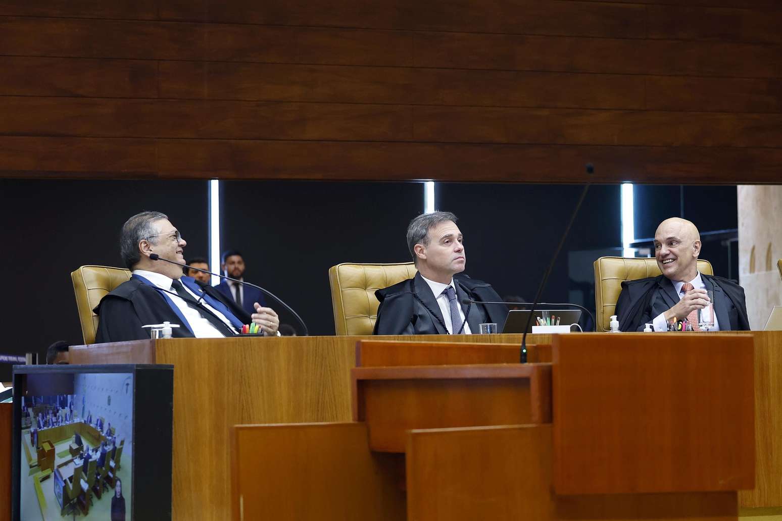 Flavio Dino, Andre Mendonça e Alexandre de Moraes no STF