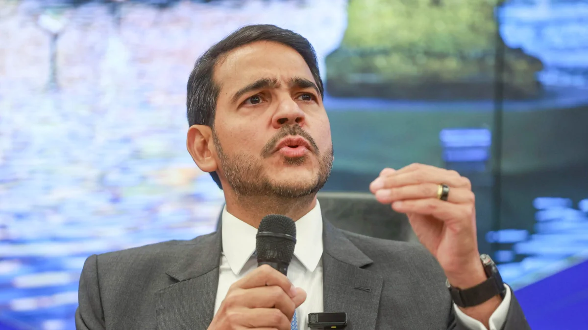 Jorge Messias enaltece Fachin por pedir a quebra de sigilo do caso Master