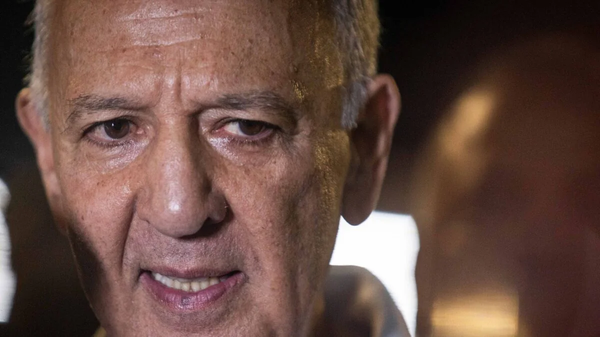 Em sabatina, Arruda diz que vai acabar com a "farra dos pardais"