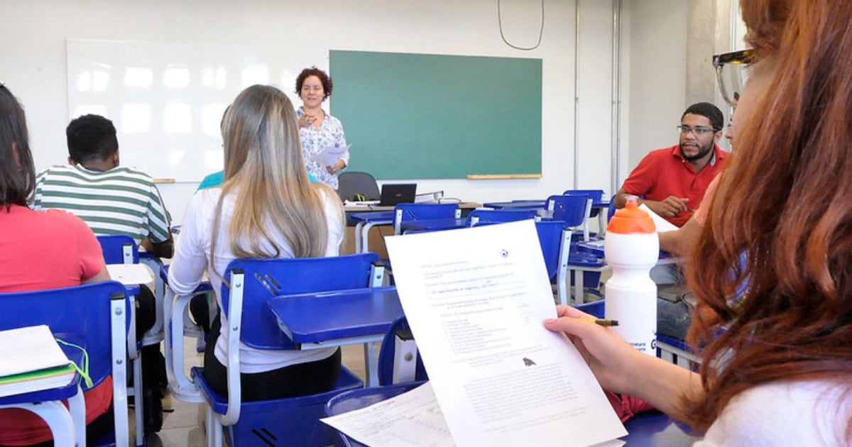 Emprego entre recém-formados é maior em Medicina, Engenharia e Administração; confira ranking