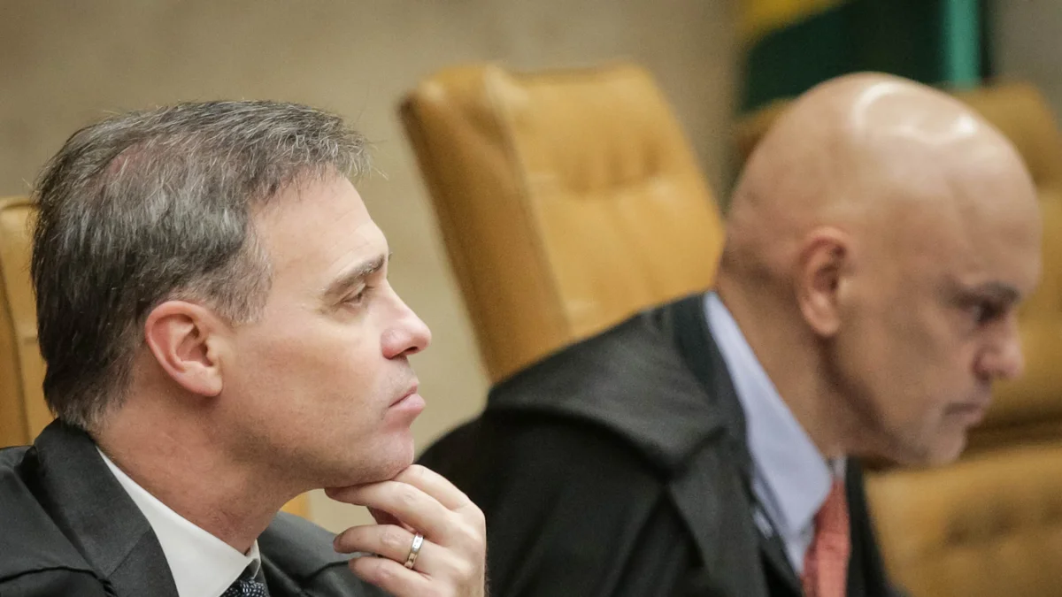 Decisão de Mendonça deixa corrida presidencial refém da guerra no STF