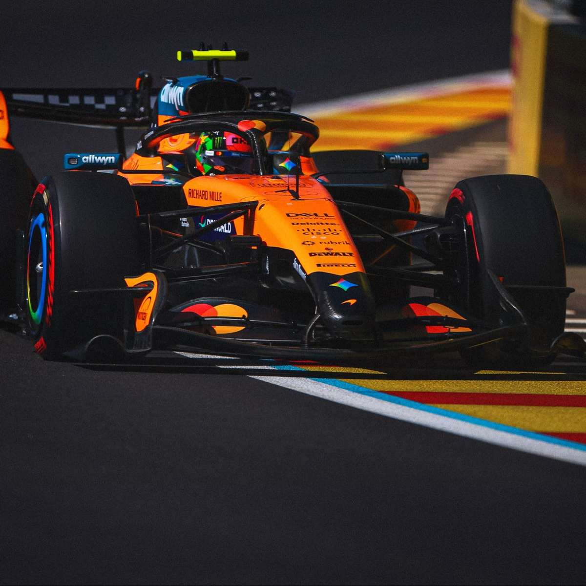 F1: Norris é pole do GP da Espanha em Madri; Bortoleto é 12º