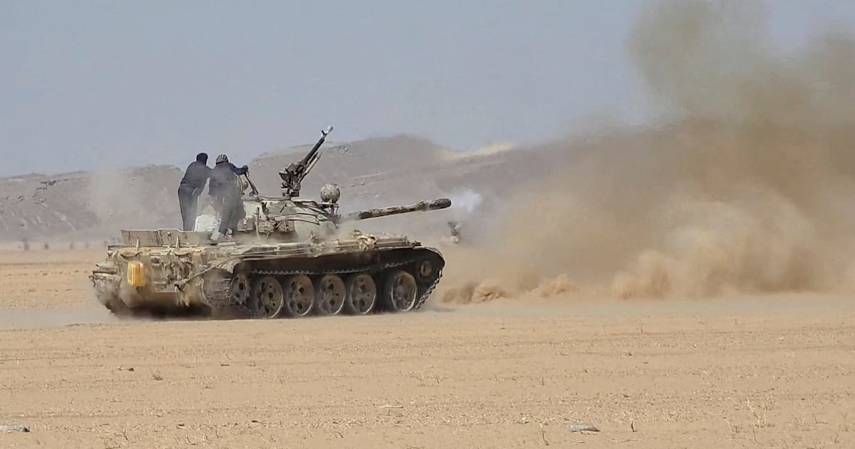 Exército do Iêmen derruba caças sauditas e avança pelo oeste para o estreito de Bab-el-Mandeb