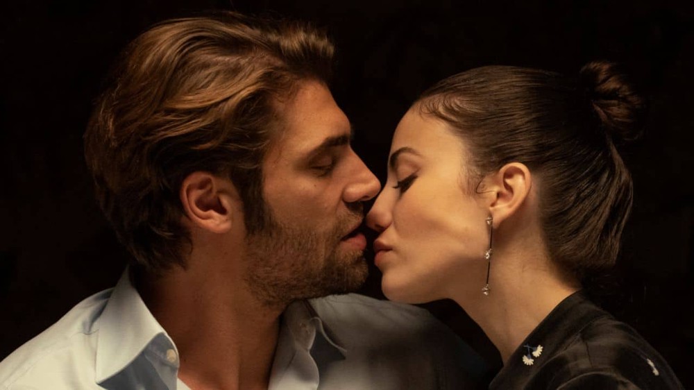 Peça-me O que Quiser é um filme picante presente na HBO Max — Foto: Reprodução/HBO Max