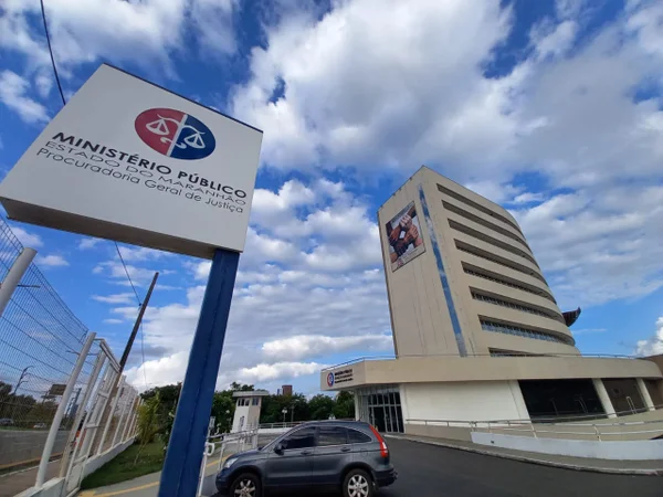 O projeto sobre filhos de vítimas de feminicídio abandonados pelo Estado