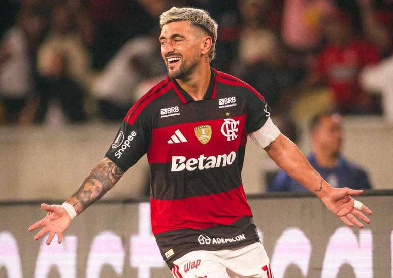 Arrascaeta detalha gol que tirou Flamengo do sufoco: "Acreditei"