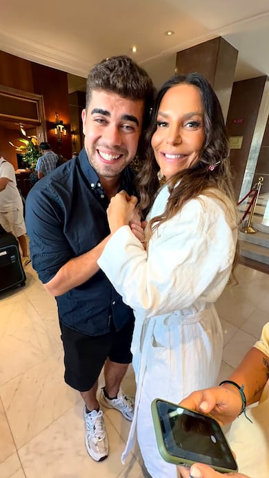 ‘Um país que divide corações’, diz Ivete Sangalo em passagem de turnê por Portugal