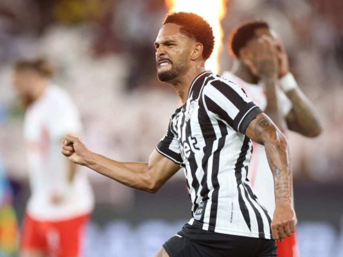 Vitinho marca contra o Bragantino, mas Botafogo empata mais uma vez