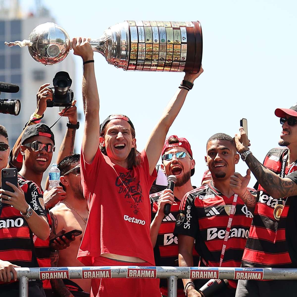 Clube do ano: Flamengo é indicado ao Ballon d'Or 2026; veja concorrentes