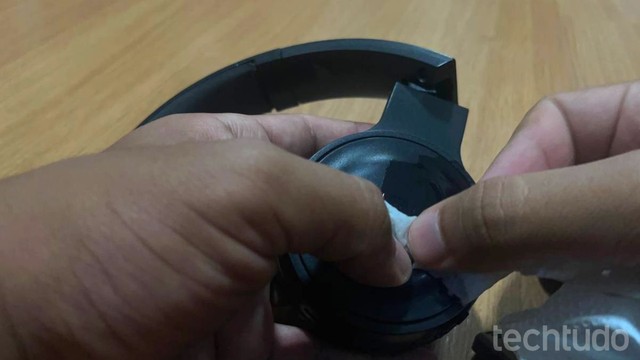 Como limpar fone de ouvido: veja passos simples que melhoram o som