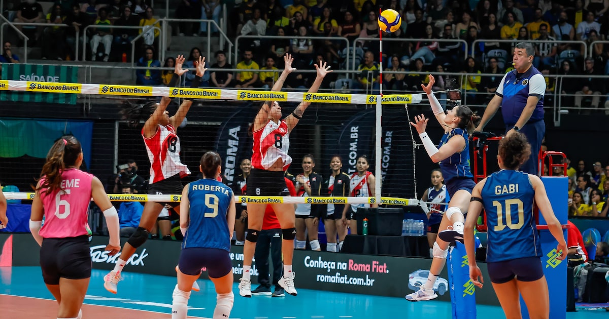 Vôlei feminino do Brasil passa fácil pelo Peru e continua imbatível na busca por vaga olímpica