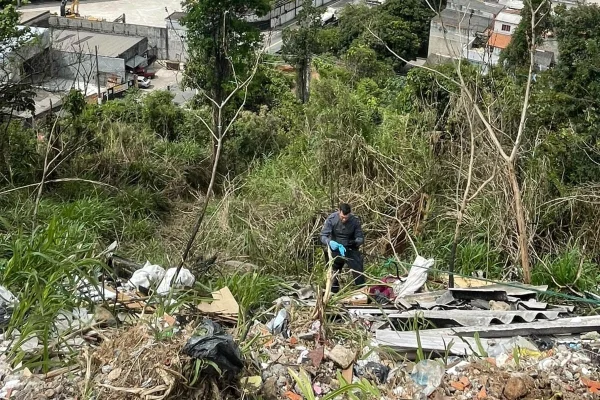 PM encontra corpo esquartejado em sacolas plásticas na zona norte de SP - destaque galeria