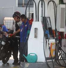 Posto de cimbustíveis no Rio de Janeiro 18 de março de 2026. REUTERS/Pilar Olivares Foto: Reuters