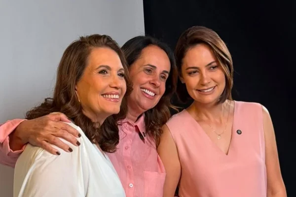 Candidata do PL impedida de entrar em casa tem direito condominial suspenso