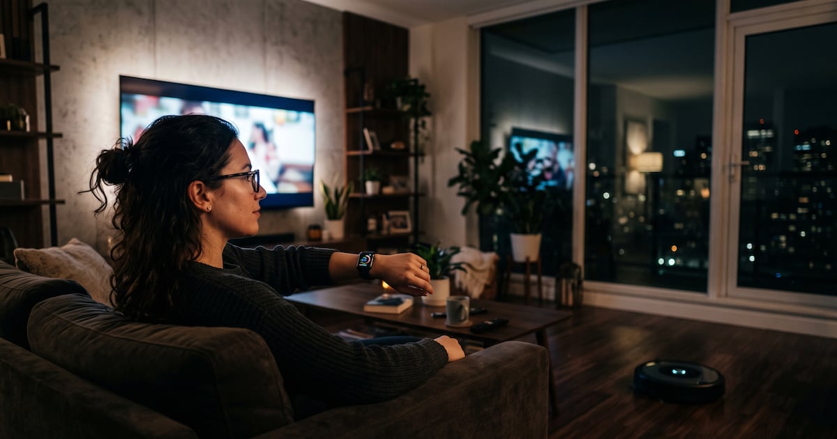 Você está sendo gravado: TV, óculos e relógio podem comprometer a sua segurança