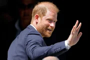 Harry e Meghan rejeitam título de "cidadãos comuns" e optam por novo status