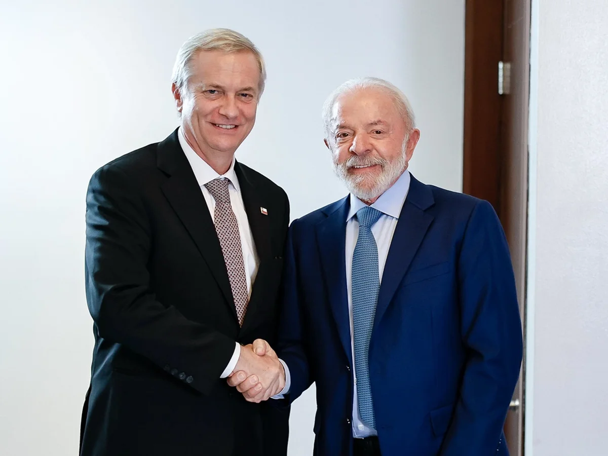 Chile informa que presidente José Kast comparecerá à posse de Lula