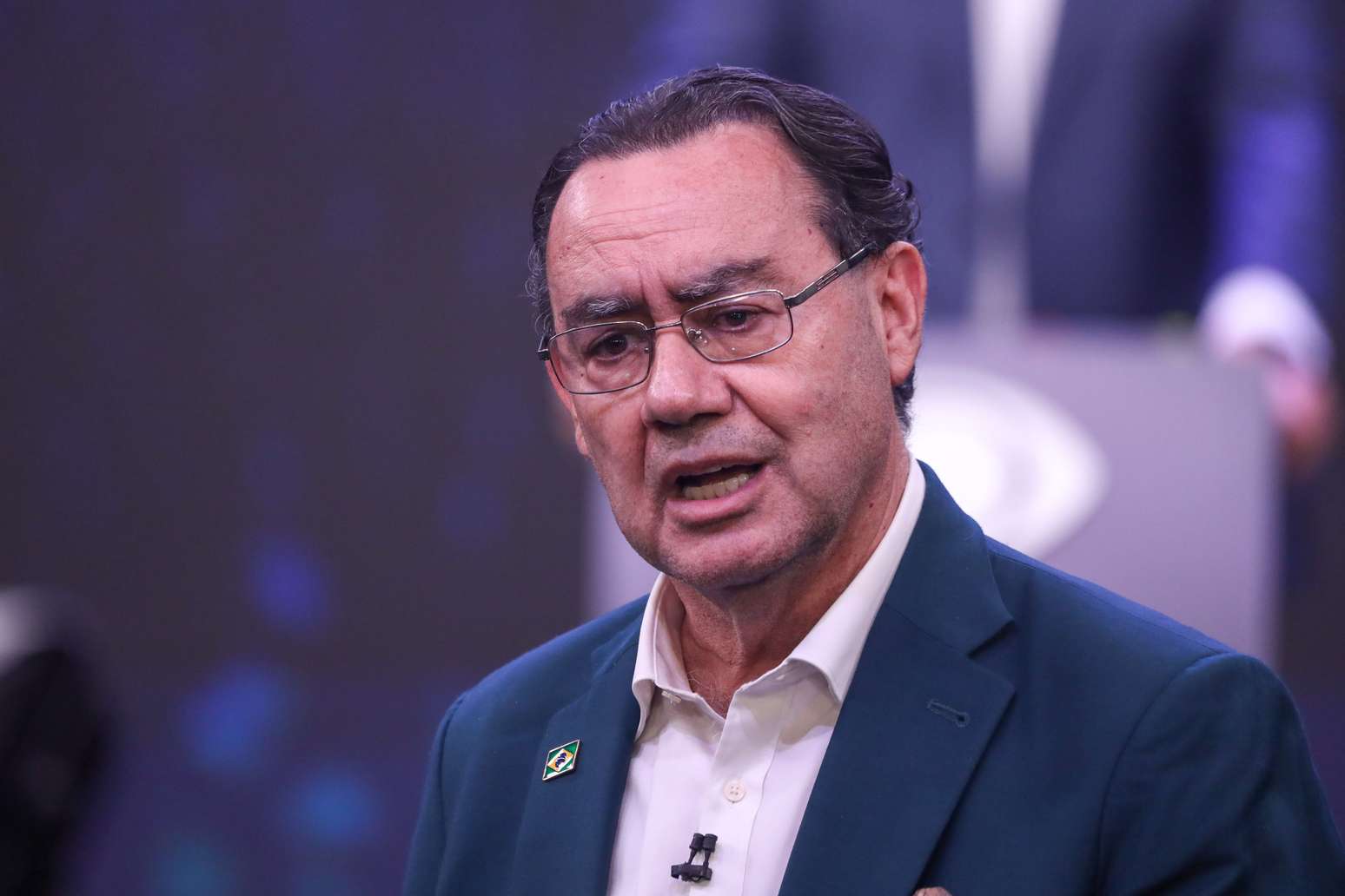 Augusto Cury, durante debate dos candidatos &agrave; Presid&ecirc;ncia da Rep&uacute;blica, realizado nos est&uacute;dios da TV Band