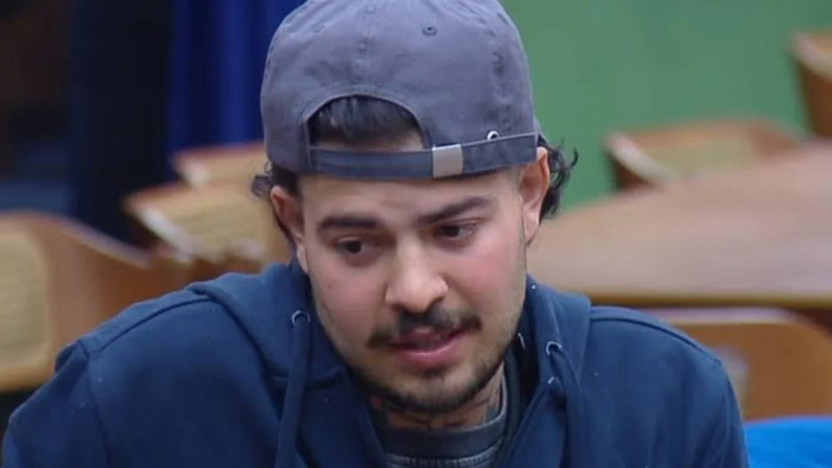 A Fazenda 18: Jottapê ameaça desistir do reality após eliminação de aliado