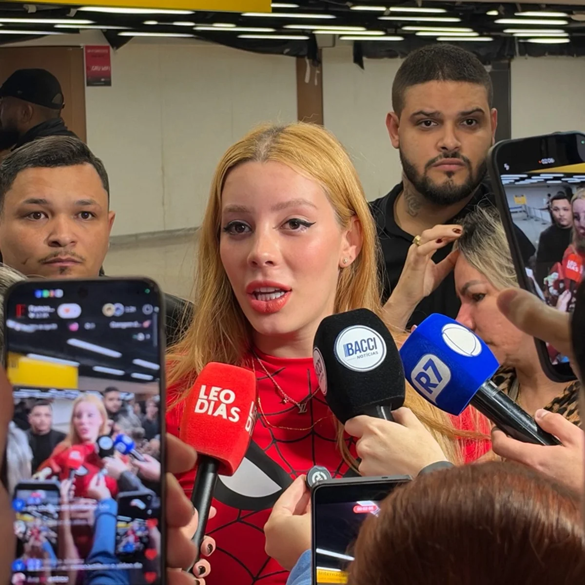 Malévola chega ao Brasil após ser presa no Egito por violar costumes locais