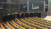 Cabines de votação para a escolha do indicado da Câmara ao TCU