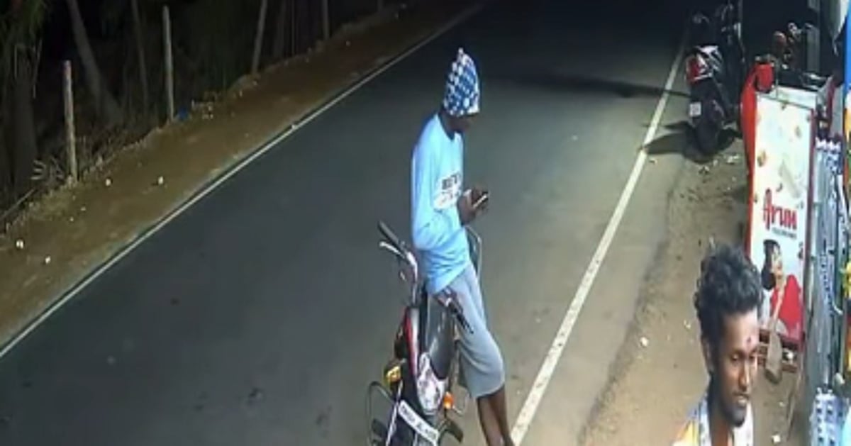 Vídeo: Carro que ultrapassa em alta velocidade envia bicicleta voando e atinge pedestre. Ciclista escapa ileso
