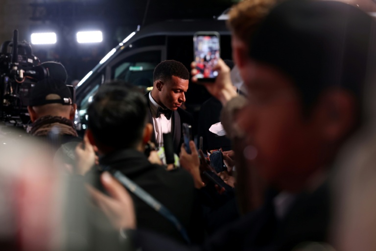 Mbappé foi demitido por marcas chinesas por 'ofender sentimentos nacionais'