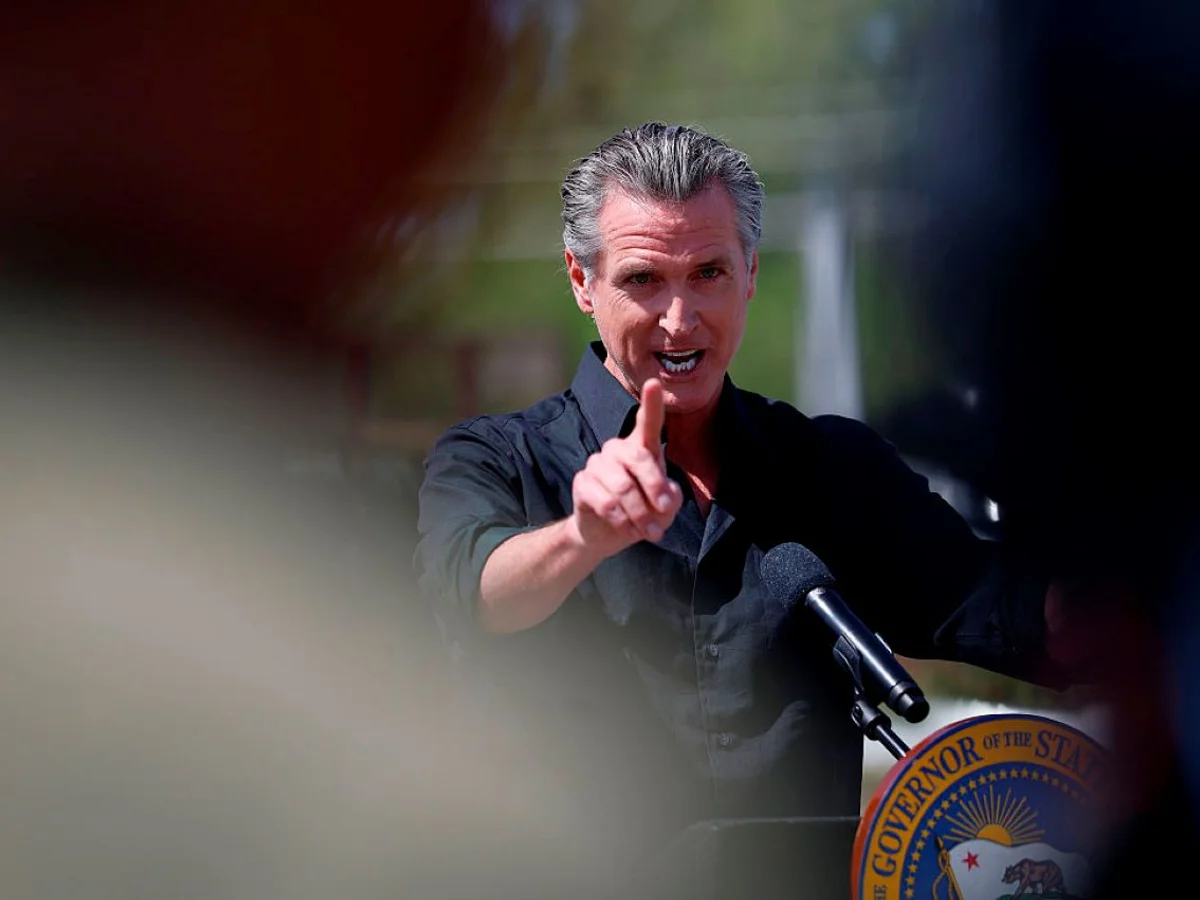 Newsom reage a Trump após fala sobre ataques a Los Angeles e San Diego