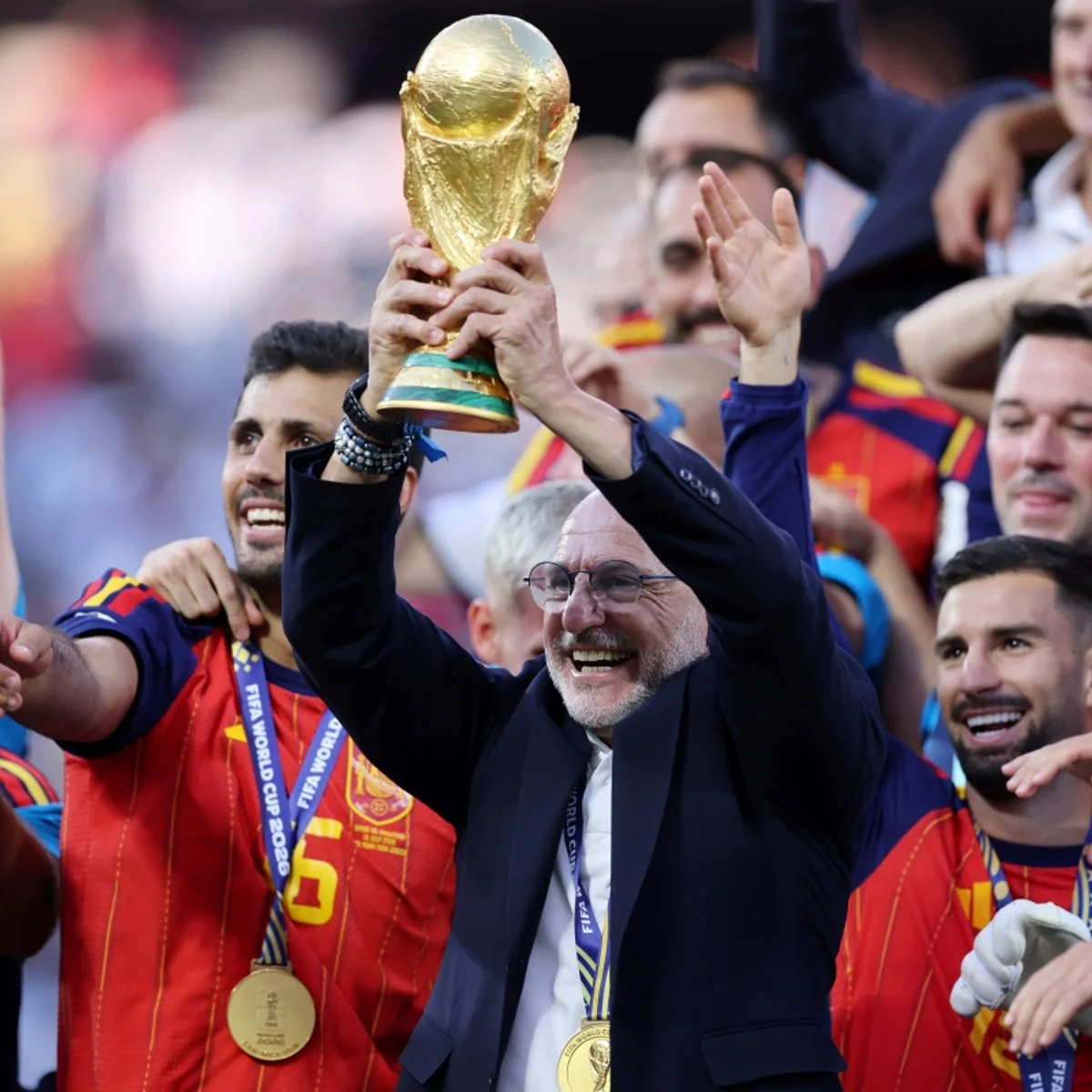 Bola de Ouro: Luis de la Fuente conquista prêmio de melhor técnico