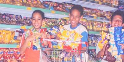 'Tinha o sonho de ter uma f&aacute;brica de biscoitos quando era crian&ccedil;a': aos 34 anos, Neymar entra em novo neg&oacute;cio com linha infantil para marca brasileira muito conectada com sua mem&oacute;ria afetiva da inf&acirc;ncia. Foto: Divulga&ccedil;&atilde;o, Acervo Neymar Jr. / Purepeople