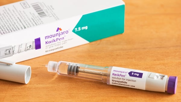 LONDON,ENGLAND - MAY 30: A photo illustration of a Mounjaro pen on May 30 2025 in London, England. Mounjaro is a treatment for weight loss and type 2 diabetes. (Photo by Peter Dazeley via Getty Images)