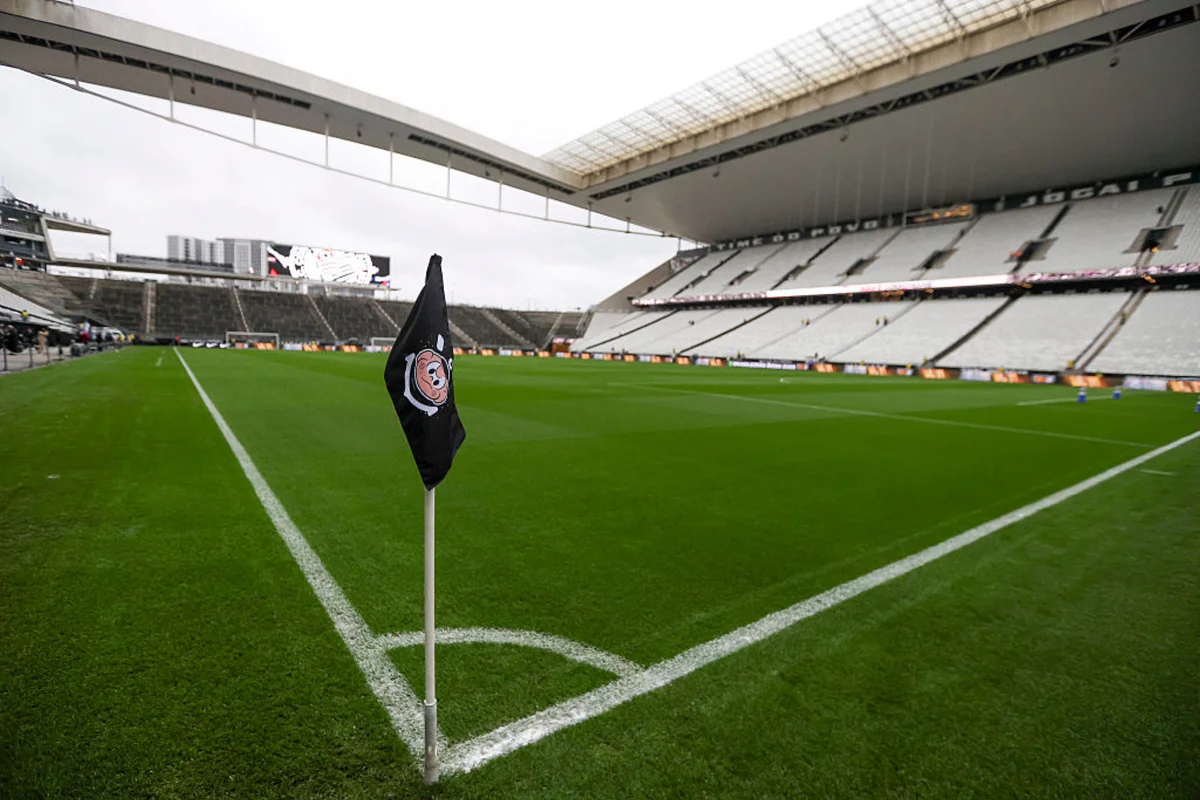 Corinthians e Caixa avançam em negociação para quitar dívida da Arena
