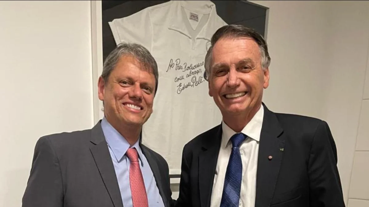 "Tempo da justiça vai chegar", diz Tarcísio sobre Bolsonaro após reeleição